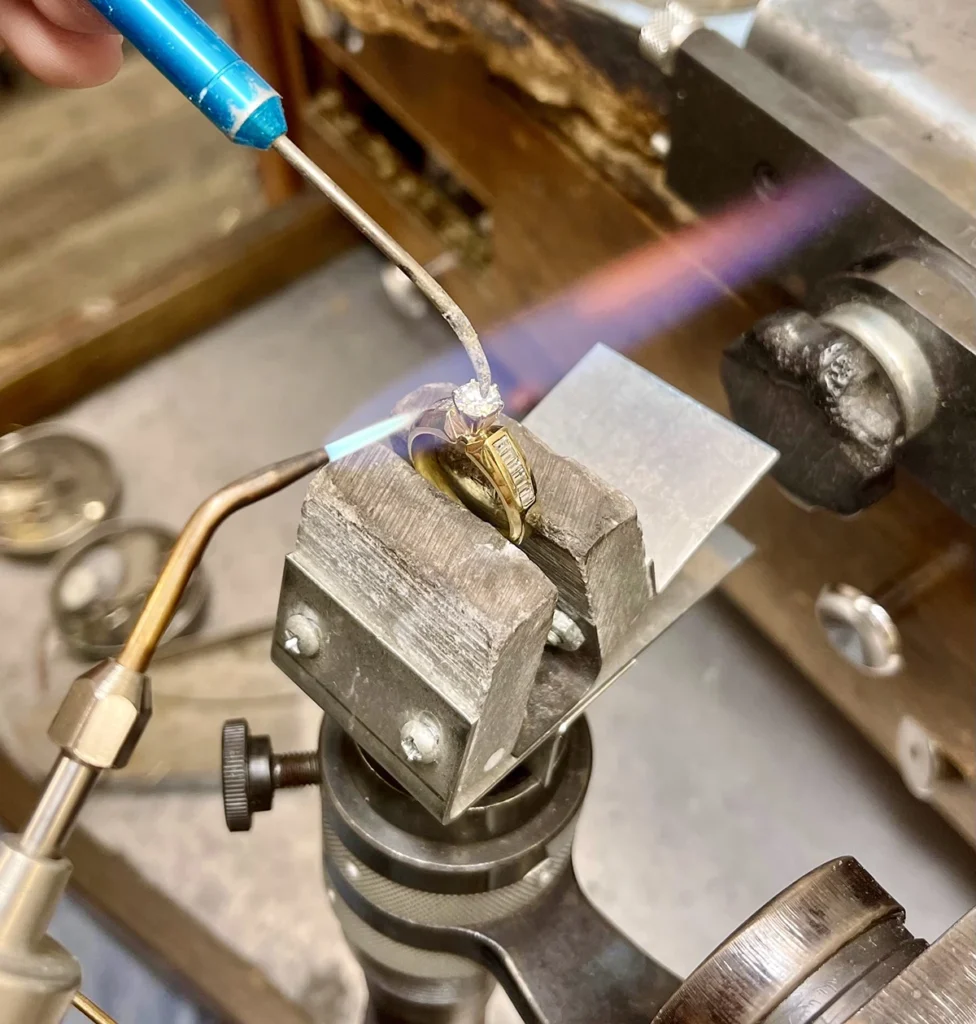 Modern Techniques for Superior Jewelry Restoration